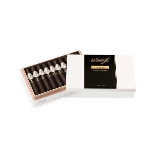 Davidoff Maduro Short Corona Cigar