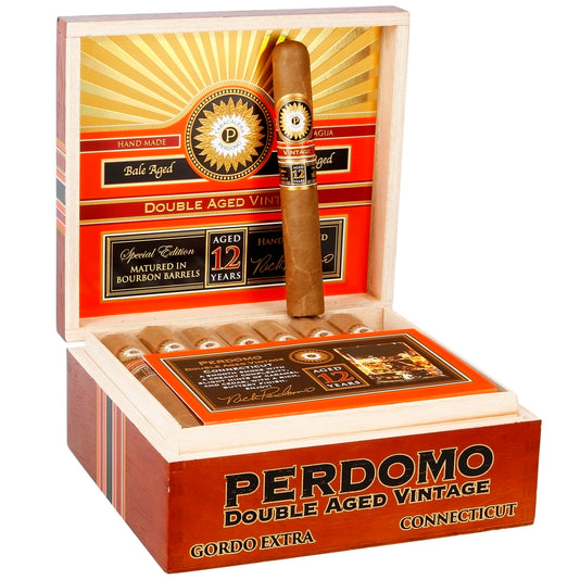 PERDOMO DOUBLE AGED 12 YEARS - Connecticut Gordo Extra