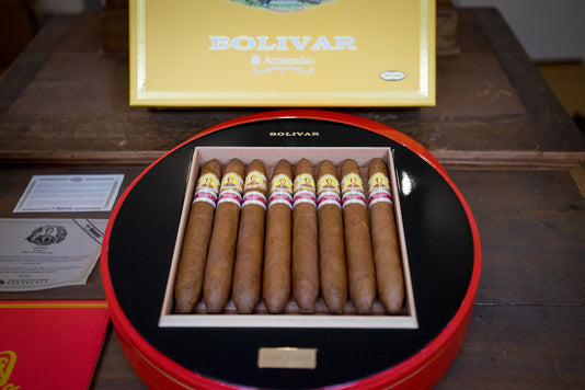 Image of the Bolivar Armonías Cigar (Ex. China 2008) for sale